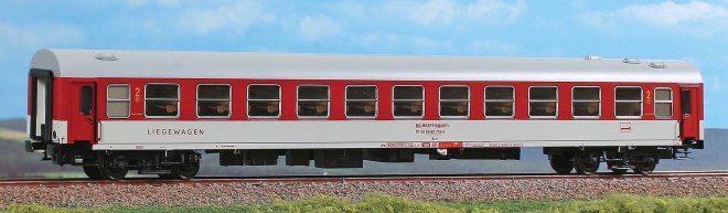 Couchette car type Bcme 2nd class<br /><a href='images/pictures/ACME/283459_c.jpg' target='_blank'>Full size image</a>